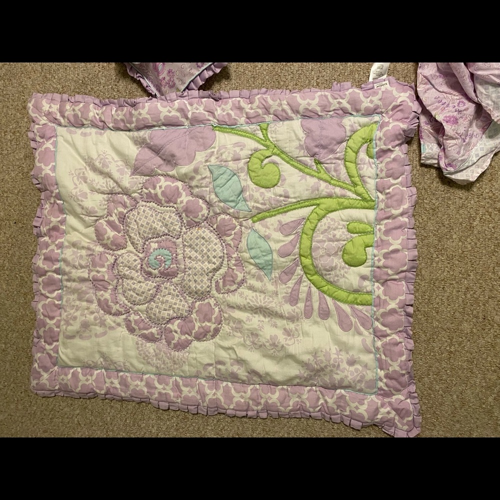 Infant bedding